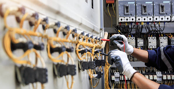 Professional Electrician technician working in Lacy-Lakeview, TX